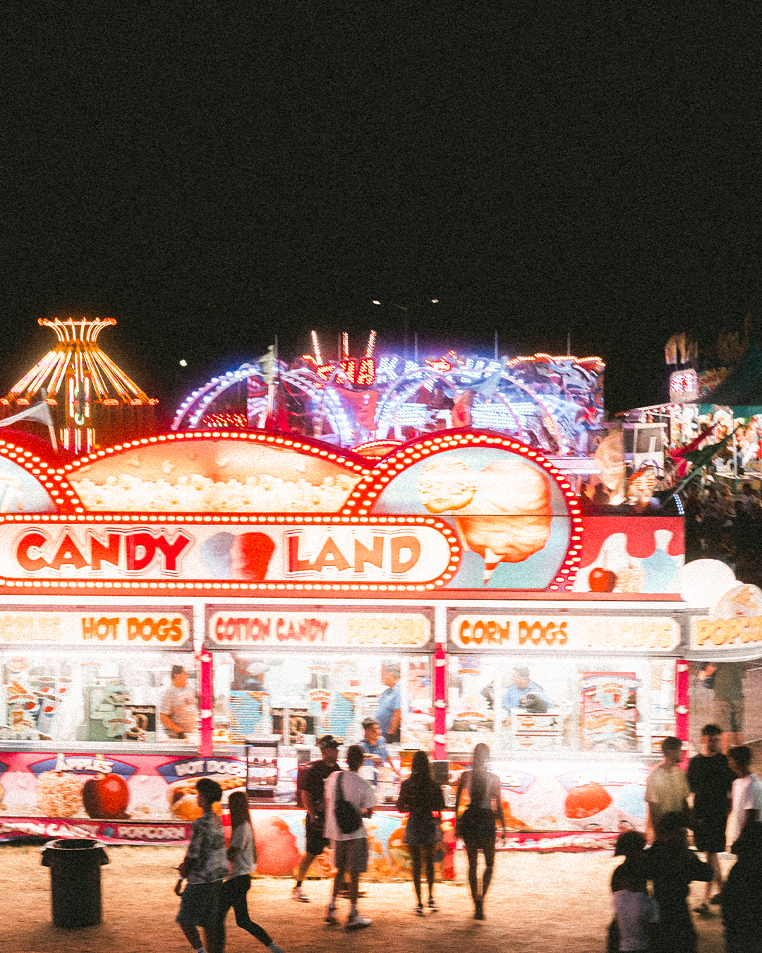 Festive Nostalgia: Cinematic Portraits at Clark County Fair — photograph 10 of 20